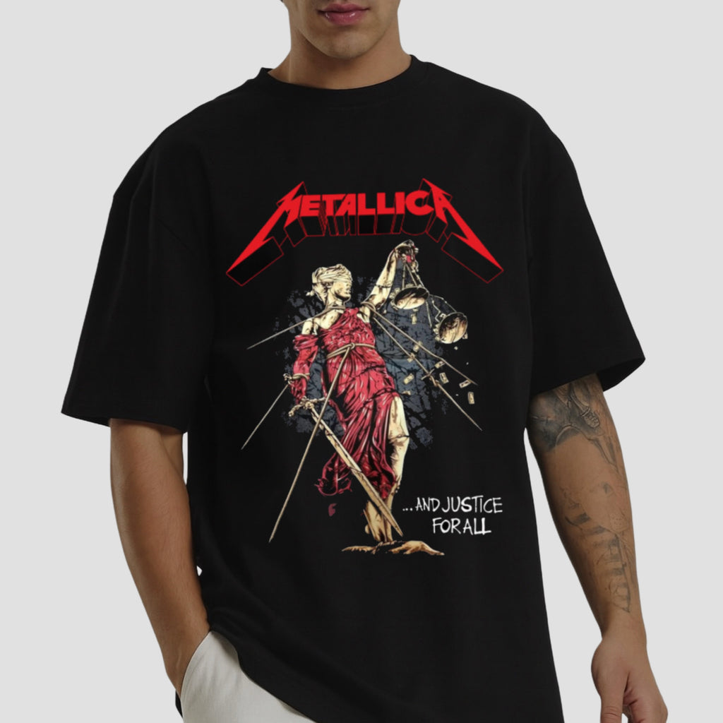 ميتاليكا - تي شيرت كبير الحجم